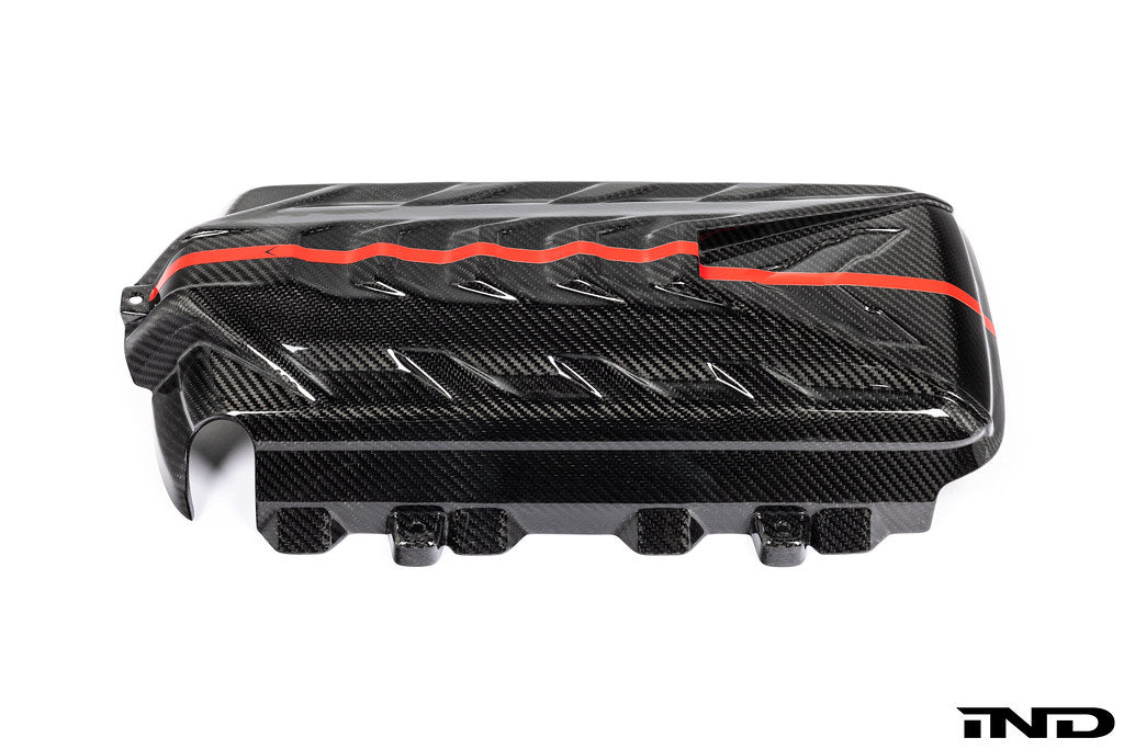 Eventuri Chevrolet C8 Corvette Black Carbon Engine Cover