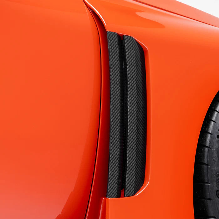 BMW G8X M2 VRS Aero Vented Fenders with Side Skirts Carbon fiber PP 2X2 Glossy