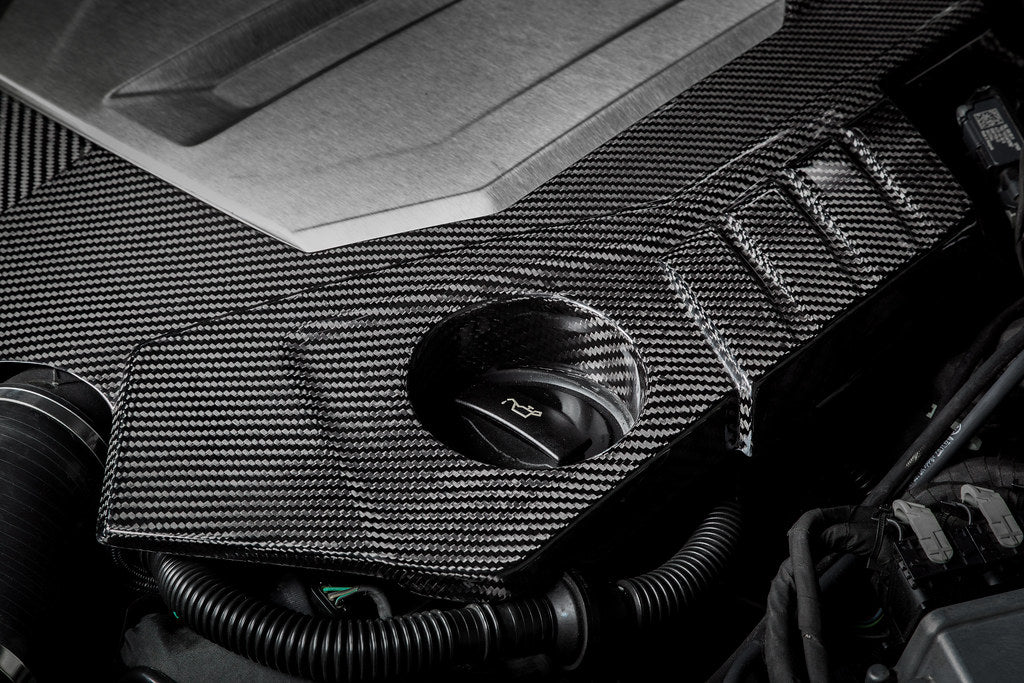Eventuri Audi C8 RS6 / RS7 Black Carbon Engine Cover