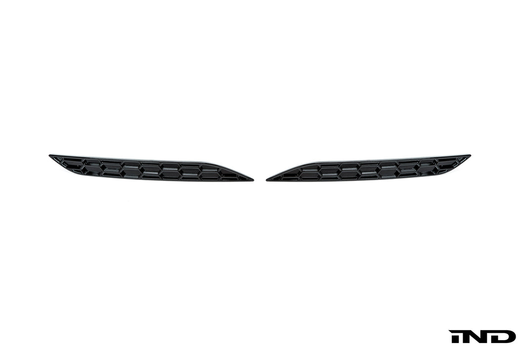 Acexxon F22 2-Series M-Sport Rear Reflector Insert Set - Honeycomb