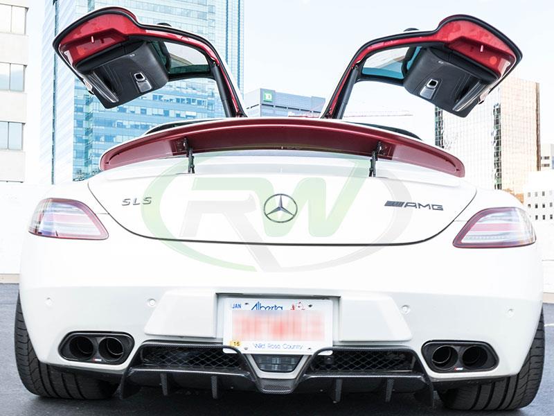 Mercedes SLS Renn Style Carbon Fiber Diffuser