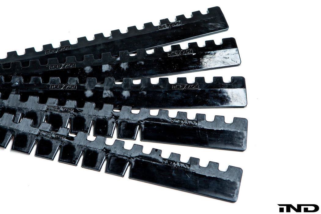Acexxon Heavy Duty Universal Lip Protector
