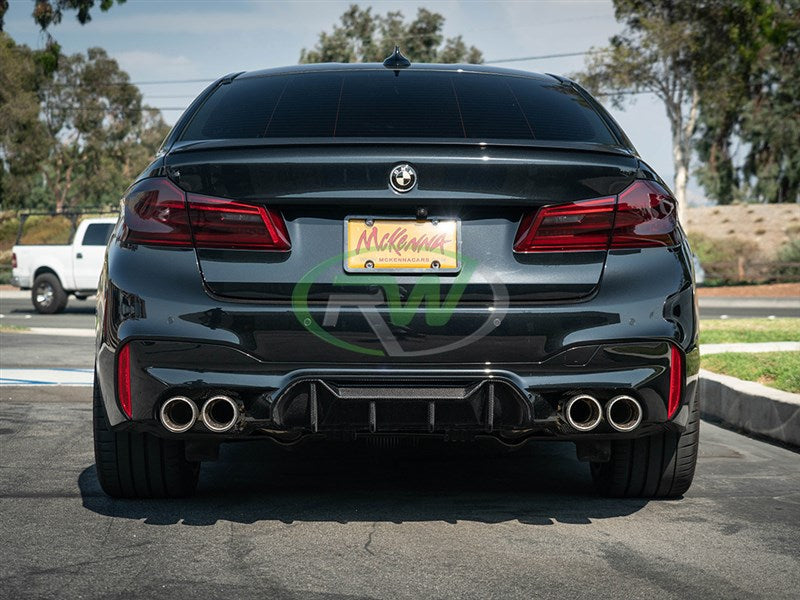 BMW F90 M5 Performance Style CF Diffuser