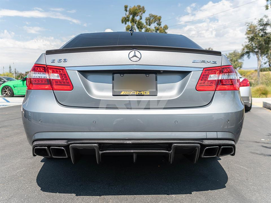 Mercedes W212 E63 Renn Style CF Diffuser