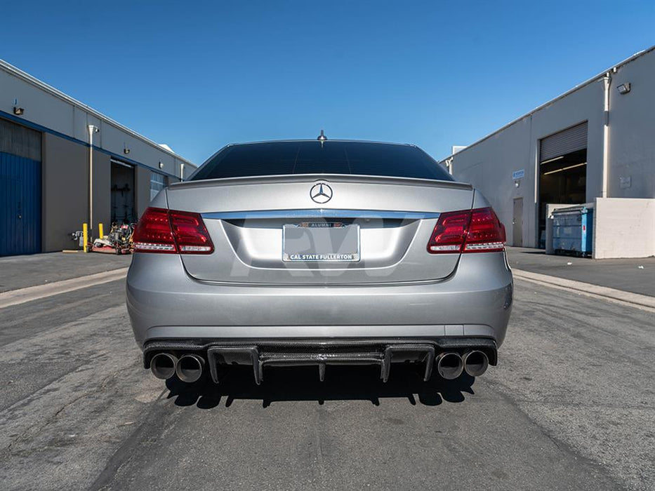 Mercedes W212 E63 Renn Style CF Diffuser