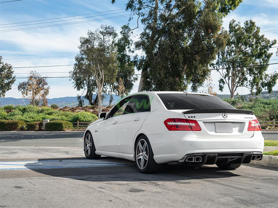 Mercedes W212 E63 Renn Style CF Diffuser