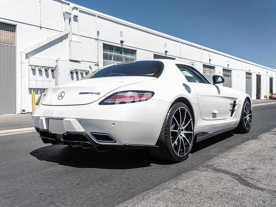 Mercedes SLS Renn Style Carbon Fiber Diffuser