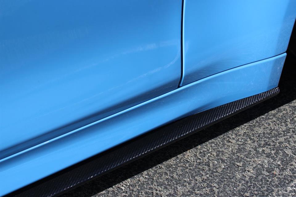 BMW F82/F83 M4 CF Side Skirt Extensions