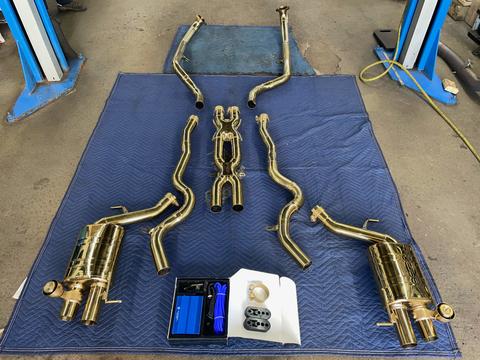 Valvetronic Designs  BMW F10 M5 / F12 M6 / F06 M6 F1 RACE EXHAUST