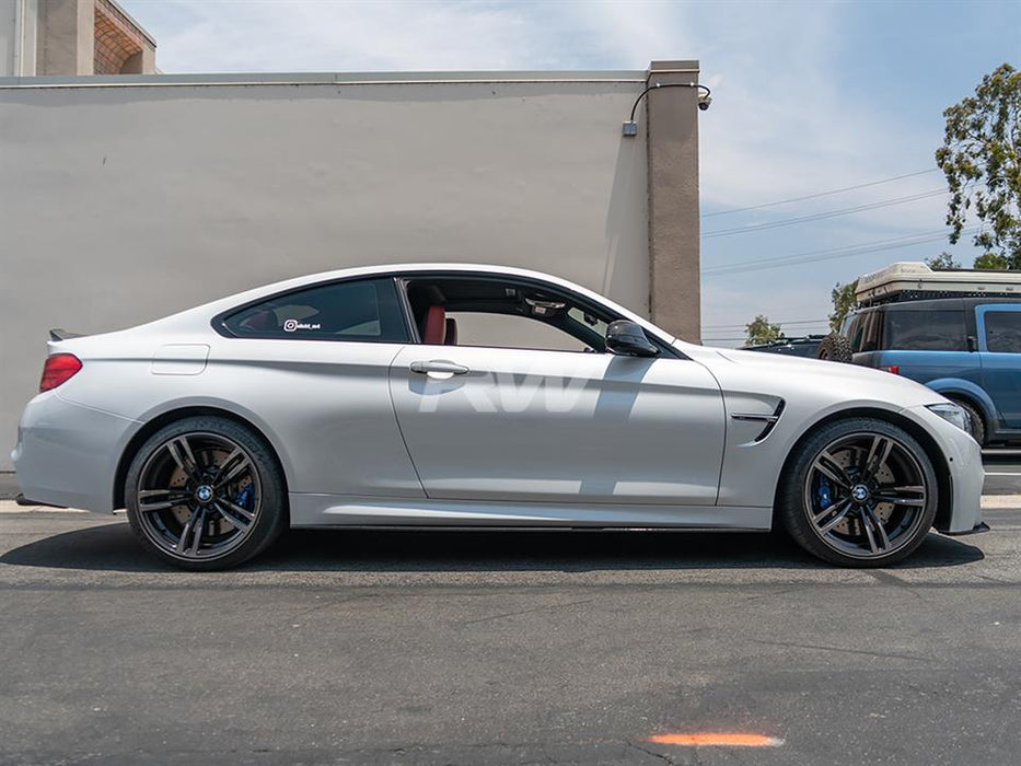 BMW F82/F83 M4 CF Side Skirt Extensions